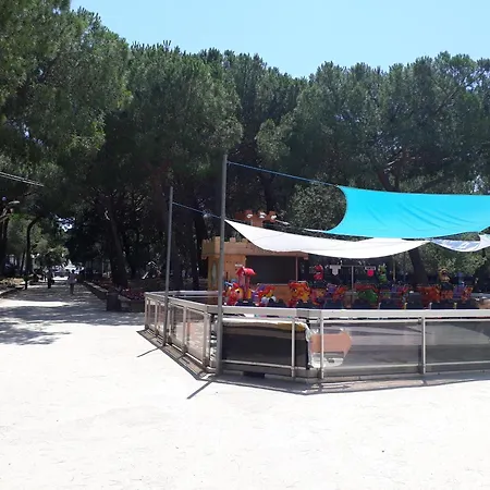 Apartman Le Floreal T3 Antibes